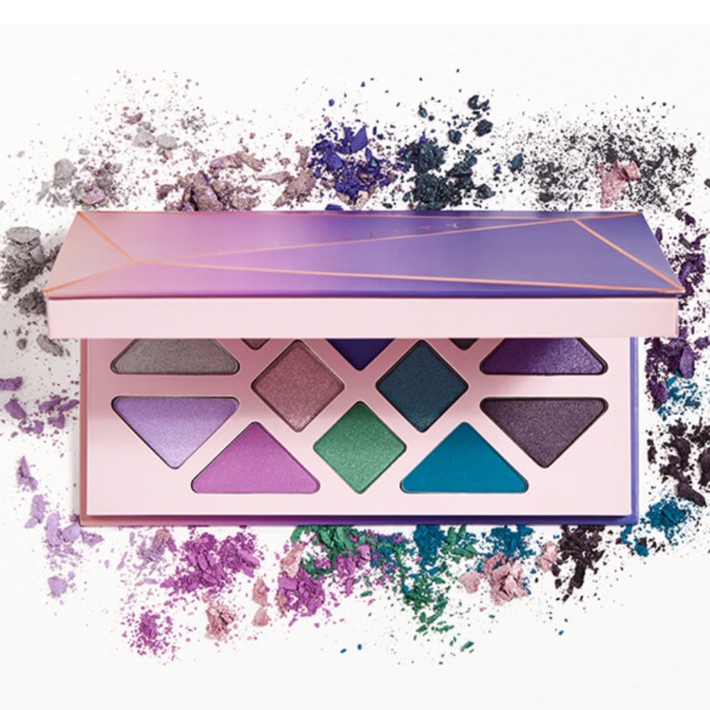 ATHR Beauty moonlight crystal eyeshadow palette